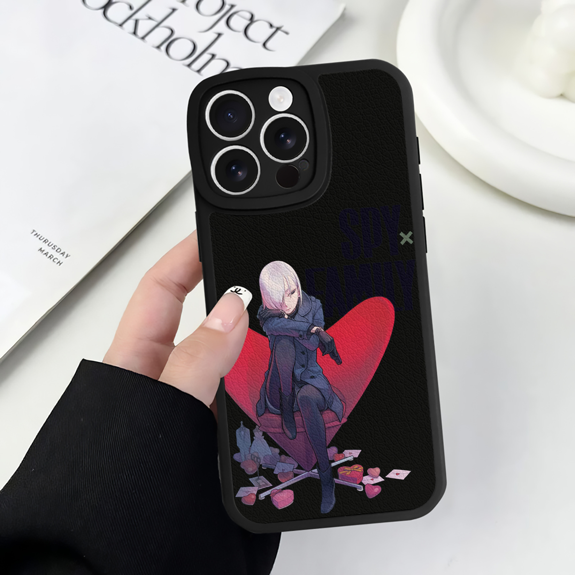 （画像用） SPY×FAMILY间谍家家酒 【iPhone 16シリーズ対応】シリコンスマホケース（レザー調） 材質：シリコン